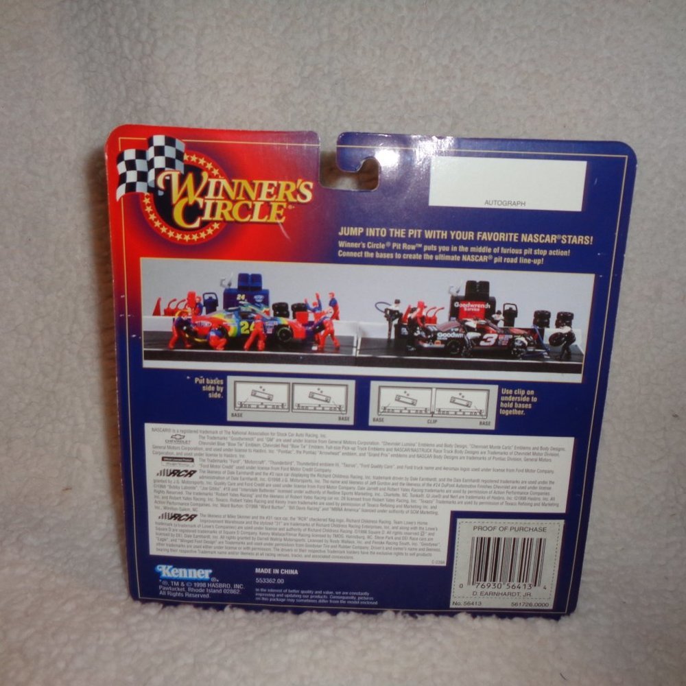 Dale Earnhart Jr Winner's Circle Pit Crew Series Nascar - Picture 5 of 5